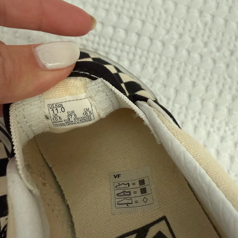 Vans unisex size 11 black and cream checkered slip ons - Picture 6 of 6